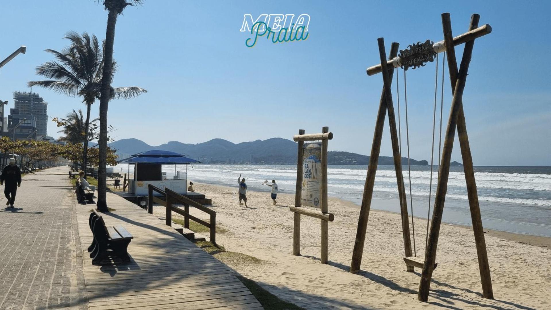 Aps Em Container Na Meia Praia, Itapema, Sc - Tetto Stays Exterior photo